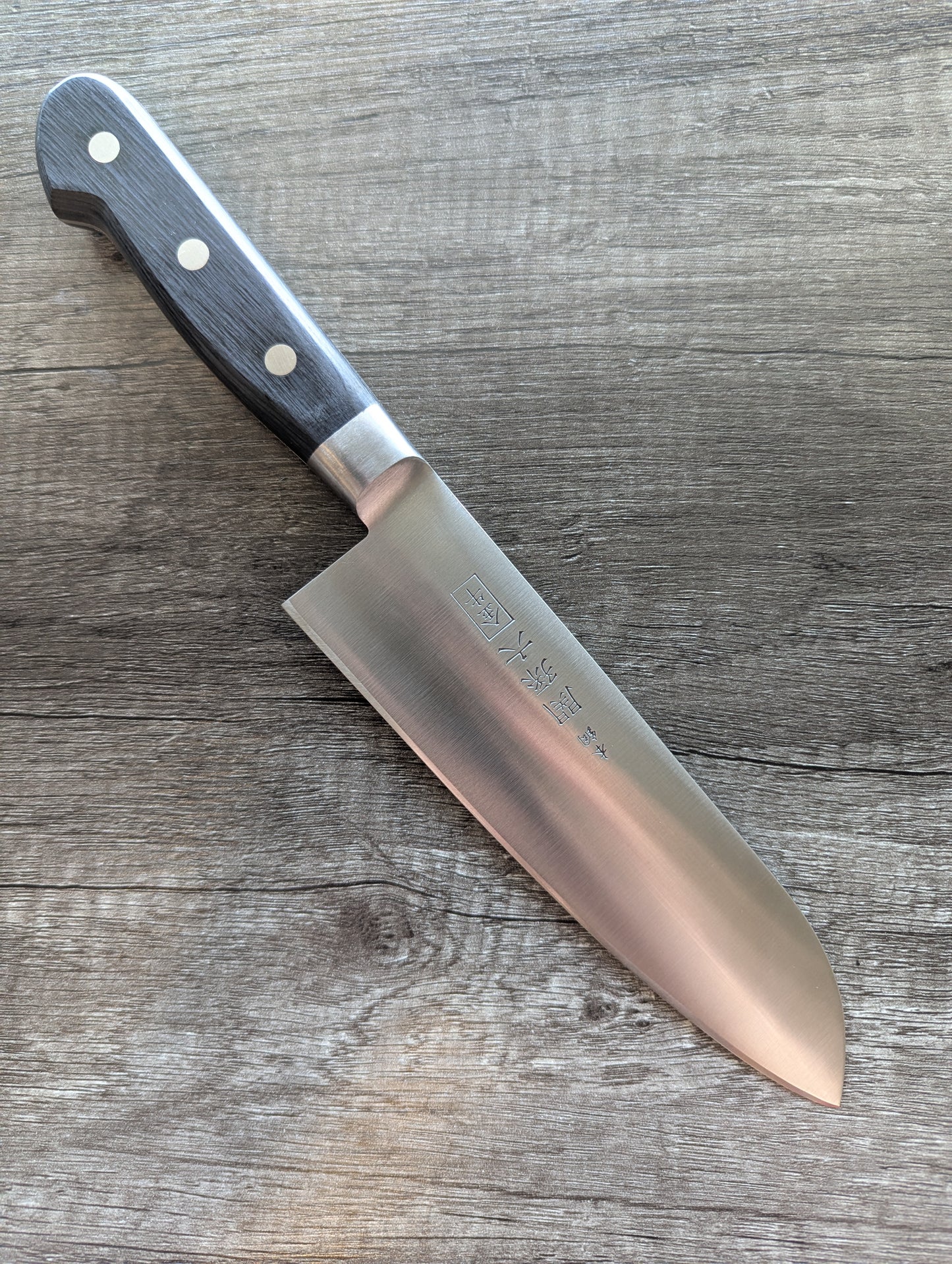 165mm Kai Sekimagoroku Santoku
