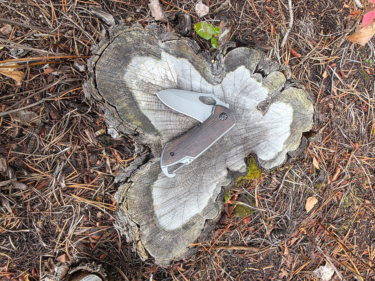 Field & Forage Dark Wood Compact Folding Knife